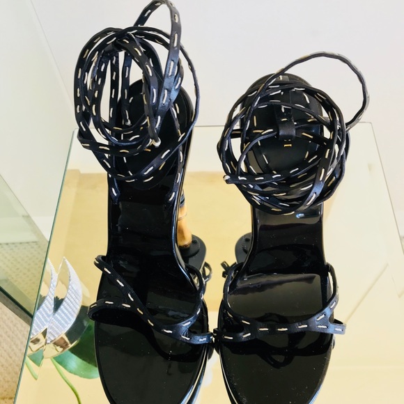 ♥️SOLD♥️Gucci Bamboo High Heel Sandals - Size 37.5 - Picture 4 of 7